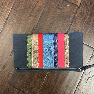 Stella and dot clutch